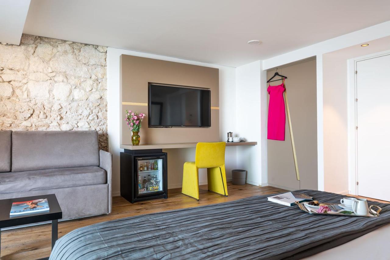 Re Dionisio Luxury Suites Сиракуза Екстериор снимка