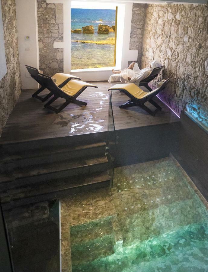 Re Dionisio Luxury Suites Сиракуза Екстериор снимка