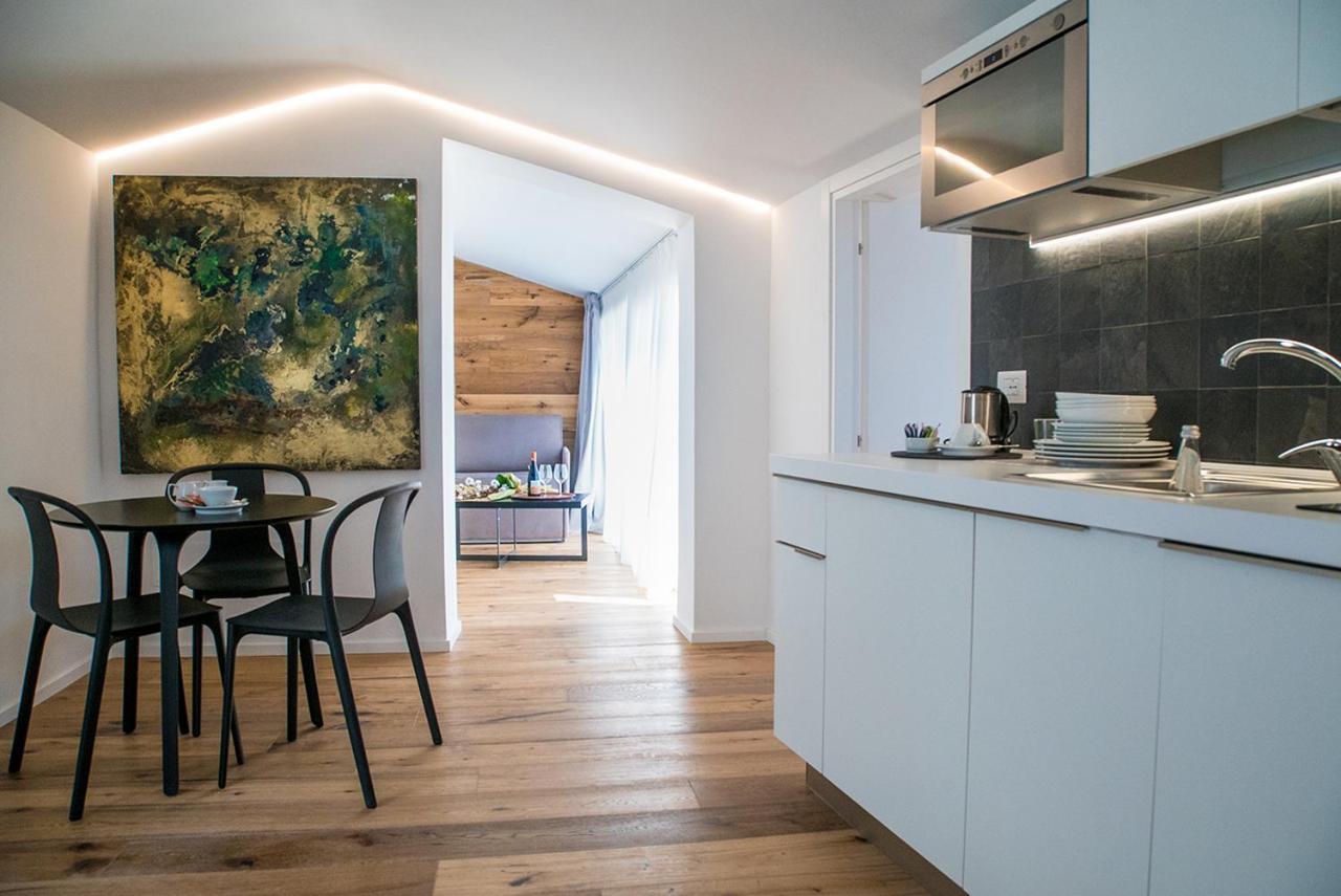 Re Dionisio Luxury Suites Сиракуза Екстериор снимка